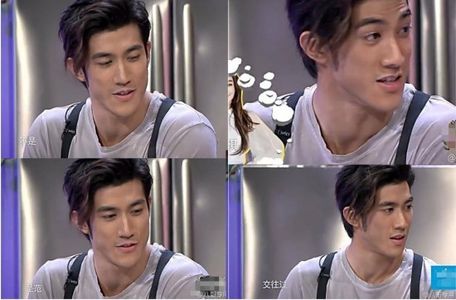 何润东老婆结婚视频 t01a80f3b73ab680c3a.jpg?size=550x362